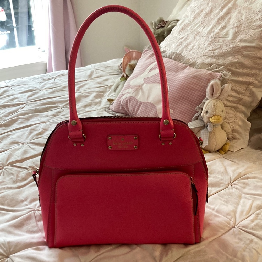 Like new Bubblegum Pink Kate Spade Handbag. Great condition. Barely used